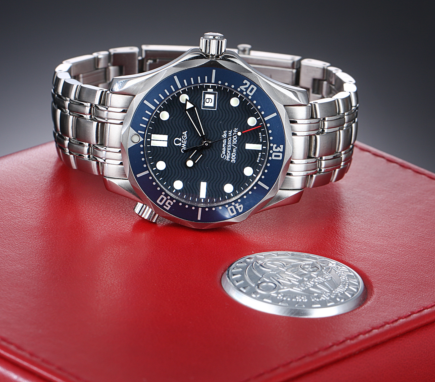 Omega Seamaster Diver M Herreur I St L Med Bl Skive Med Dato Ca