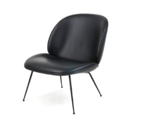 GamFratesi for Gubi. Lænestol model Beetle Lounge Chair, sort læder