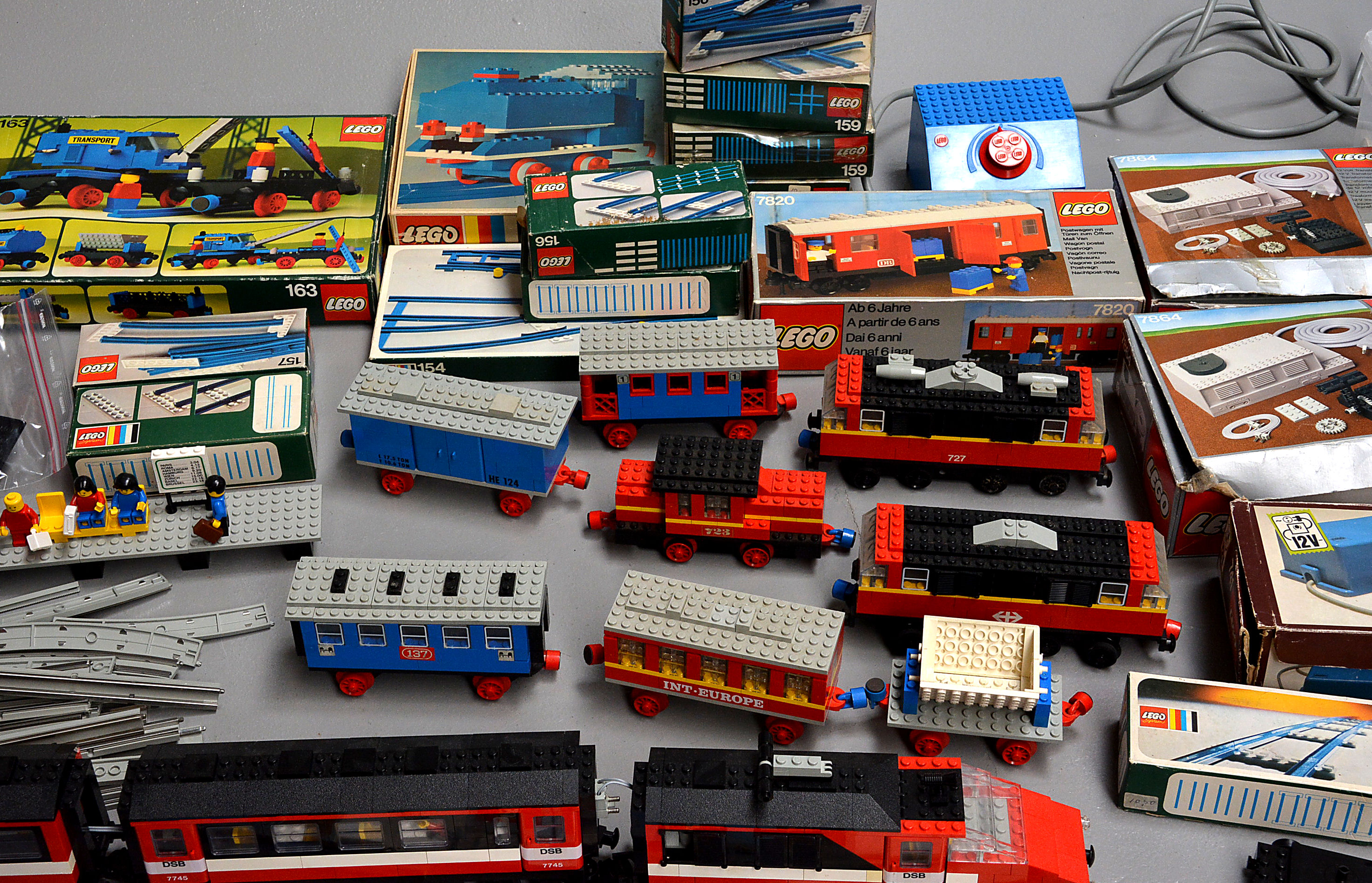 LEGO System. Elektrisk tog 4,5 samt 12 volt(2 flyttekasser) |