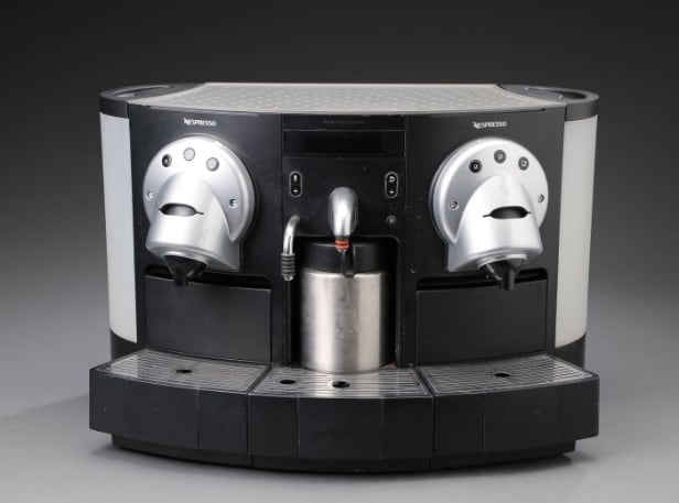 Nespresso 702/CS220