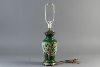 Bordlampe af bemalet glas og messing ca.1900
