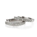 Pair of creoles with princess-cut diamonds, 18 kt white gold, approx. 0.32 ct.
