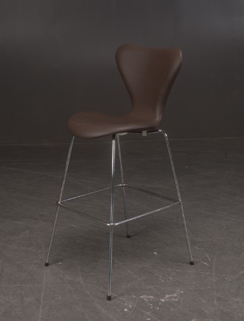 Arne Jacobsen. Syveren barstol, model 3187