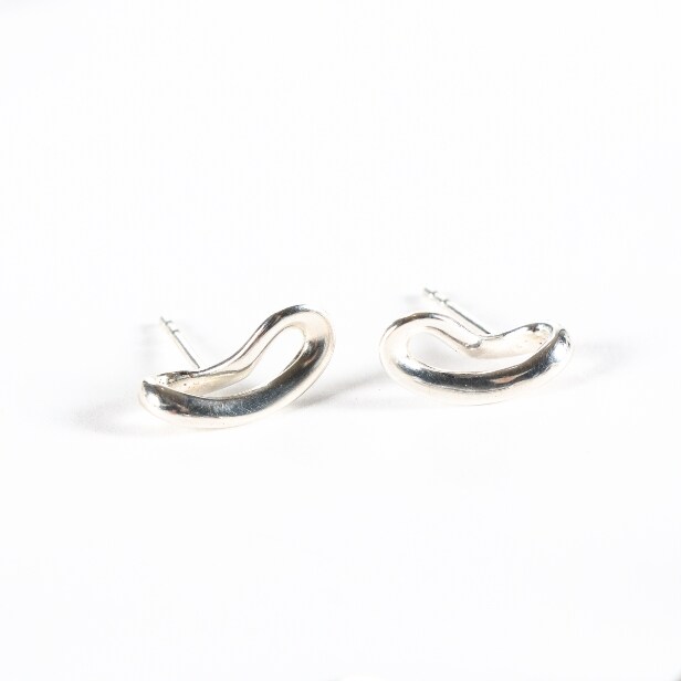 Georg Jensen. 'Infinity' necklace & earrings made of sterling. (2)