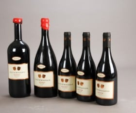 5 flasker Due Normanni Rosso, Sicilia 2006 og 2007 (5)