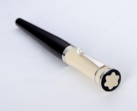 Montblanc 'Muses Edition: Greta Garbo' fyldepen med spids af 18 kt. hvidguld - boks + cert. 2011