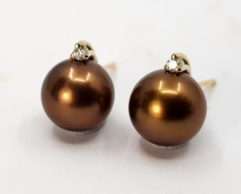 Tahiti pearl earrings in 14k gold with diamonds 0.04ct