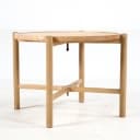 Hans J. Wegner. Bakkebord, model PP35
