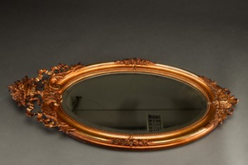 Spejl i oval ramme af forgyldt træ og gesso, Louis Seize-stil, 1800-tallets slutning