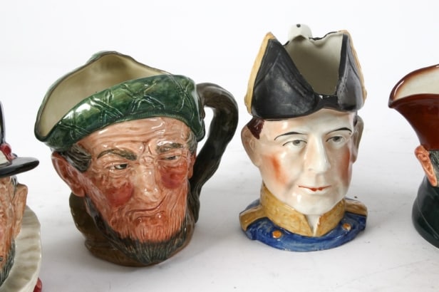 Royal Doulton mm.: Samling Toby Jugs af fajance (5)