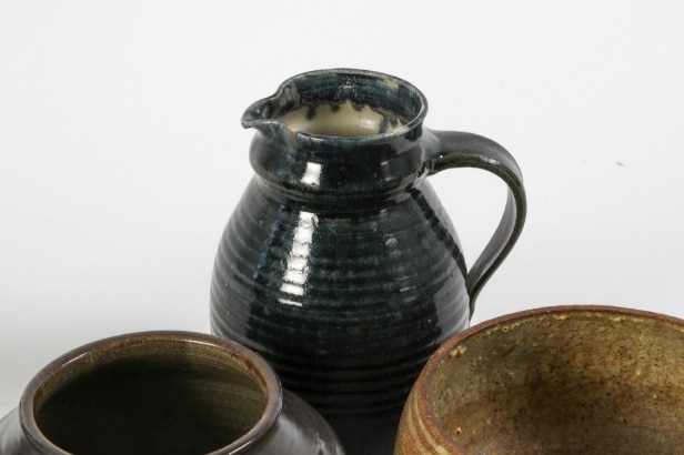 Large collection primarily Danish ceramics including Gerd Bøgelund (24)