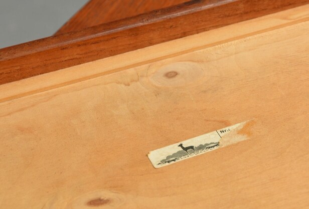 Severin Hansen Side /  Sengebord af teak m. flet - haslev Møbelfabrik