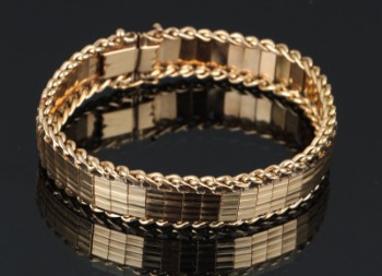 Bracelet in 18 kt gold, 46.2 grams