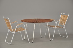 Formode Børns dag diagonal Havemøbler fra ca.1960: Bord og 2 stole, restaurerede (3) - Lauritz.com