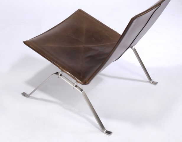 Poul Kjærholm. Armchair 'PK-22' in brown elegance leather