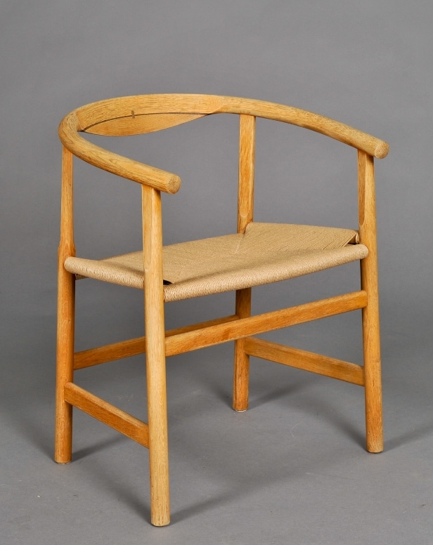 Hans J. Wegner. Stol af eg, model PP-201