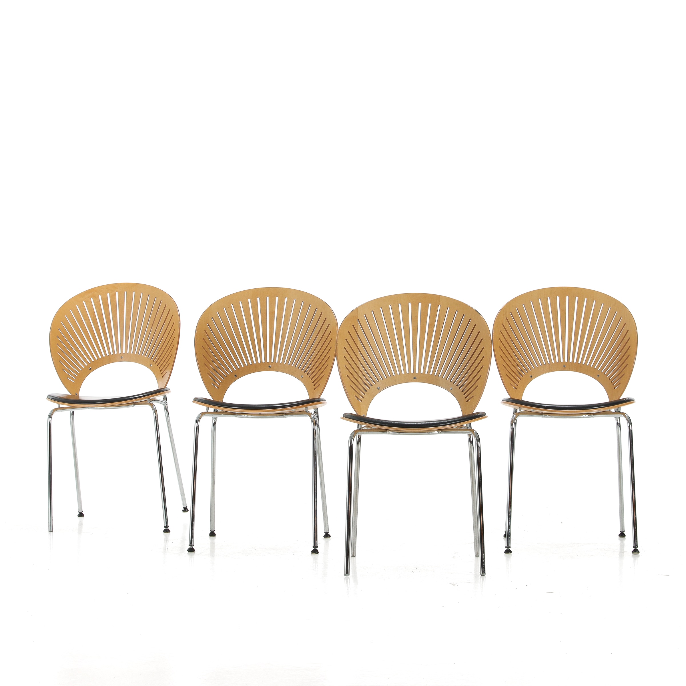 Nanna Ditzel for Fredericia Furniture. 'Trinidad', sæt på fire stole ...