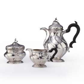 Danish silversmith. Silver coffee service in rococo form, year 1937 (3)