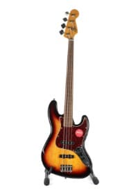 Elektrisk bas. Squier jazz bas by fender Sunburst.