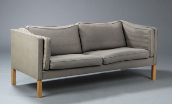 Børge Mogensen.  2 1/2 personers sofa, model 2335