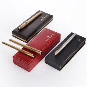 Parker, Sheaffer. Collection of fountain pens, i.a. with tips of 14 kt. gold (4)