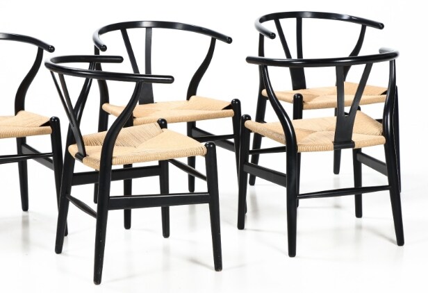 Hans J. Wegner. Fem Y-stole, model CH24, med ny flet. (5)