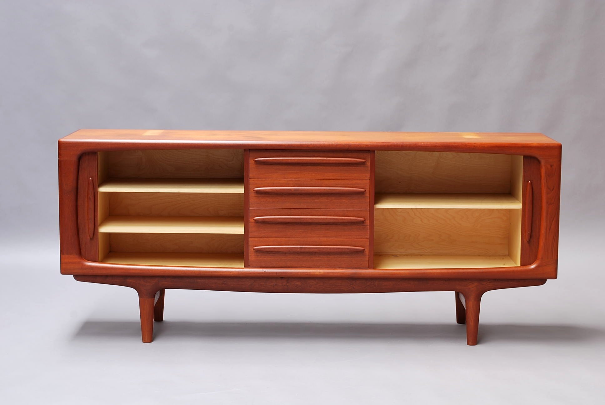 Dyrlund teak sideboard with upper cabinet | Lauritz.com