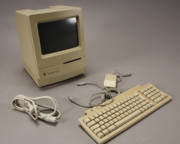 Apple Macintosh. Computer m. tastatur og mus, 1990 (3)