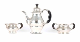 Coffee pot, sugar bowl and creamer - 1920 (3)