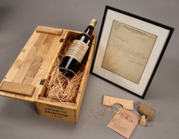 1907 Mackinlays Shackleton Rare Old Highland Malt Whisky (replica). (2)