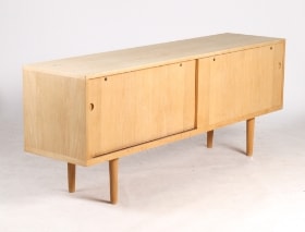 Børge Mogensen for Karl Andersson & Söner. Skænk af oregon pine