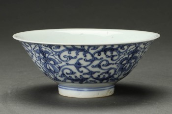 Kinesisk skål af blådekoreret porcelæn, 1800-tallet
