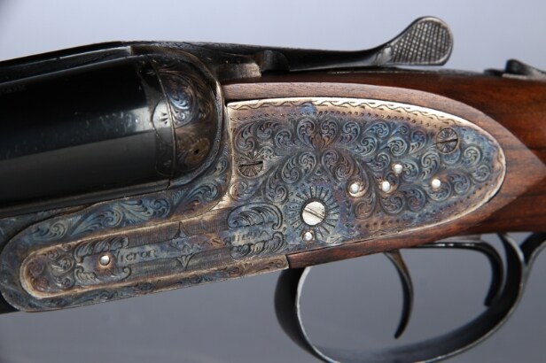 Sarasqueta s/s shotgun cal. 12/70 with side locks