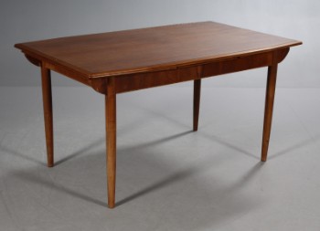 Dansk møbelproducent. Spisebord, nøddetræ, 1950erne