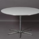 Piet Hein/Bruno Mathsson/Arne Jacobsen. Rundt spisebord (2)