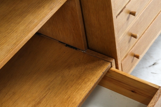 Royal Board shelving system, oak