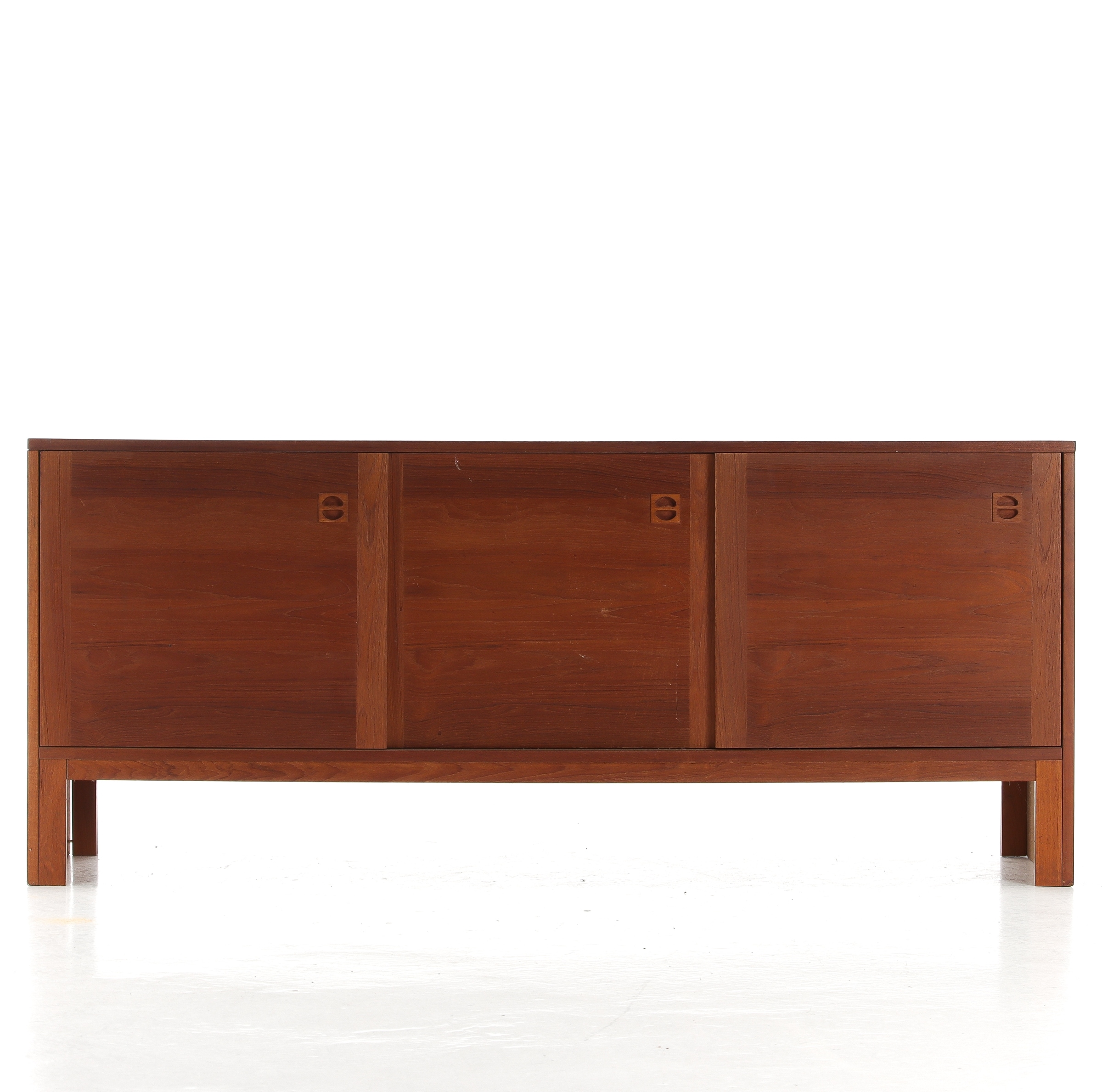 Make a sideboard out of teak.