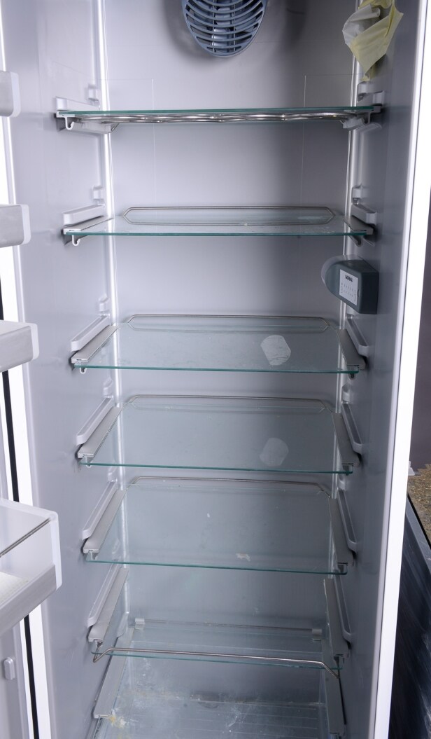 Boffi Køkken med Corian plade og Gaggenau hvidevarer