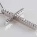 Diamond cross in 18 kt. white gold, 0.47 ct. (2)