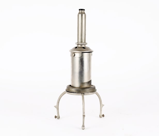 Poul Henningsen (1894-1967) for Louis Poulsen: Spare part, PH4/3 socket housing of nickel-plated metal, 'Pat. Appl.', 1926
