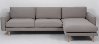 Calmacollection. 2½ personers sofa med chaiselong. Model 807