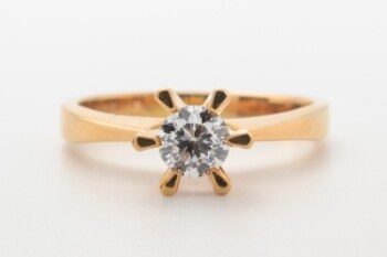 Bræmer Jensen, Solitairering med brillant på ca. 0.40 ct. TW/VVS