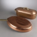 Henning Koppel for Georg Jensen m.fl. En samling pander/gryder af kobber (5)