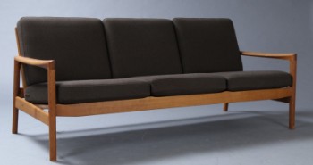 Hans Olsen. Tre-personers sofa, model 563 fra 1960erne. L. 178 cm