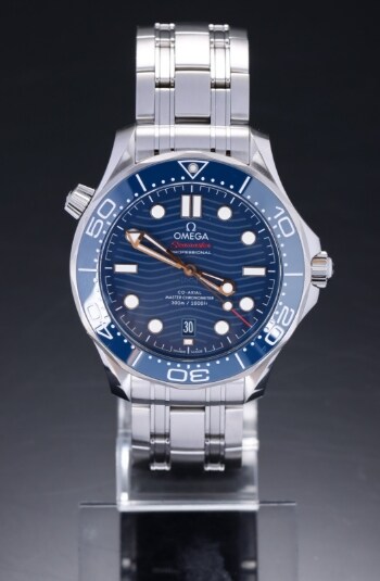 Omega Seamaster Professional Diver 300 M Co-Axial Master Chronometer herrearmbåndsur af stål, Ø 41 mm