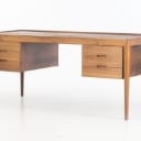 Erik Severin Risager-Hansen. Freestanding rosewood desk, model '66'