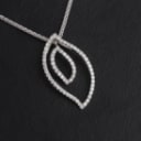 Brillantvedhæng med kæde i 18 kt. hvidguld, 0.30 ct. (2)
