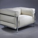 Le Corbusier. LC3 hvilestol med cremefarvet anilin læder