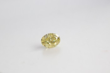 Uindfattet Oval slebet diamant  på 0.77 ct