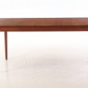 Finn Juhl for France & Daverkosen. Spisebord af massiv teak, model 'FD-540'